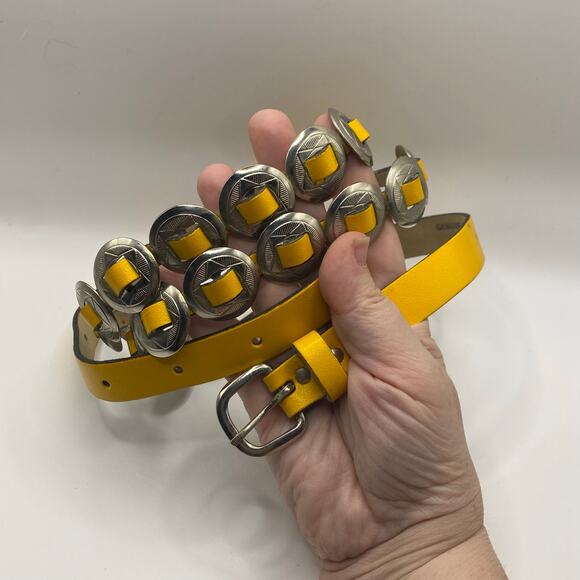 Vintage Yellow Leather Concho Belt Western Boho Festival Silver Tone M/L USA - Picture 1 of 6